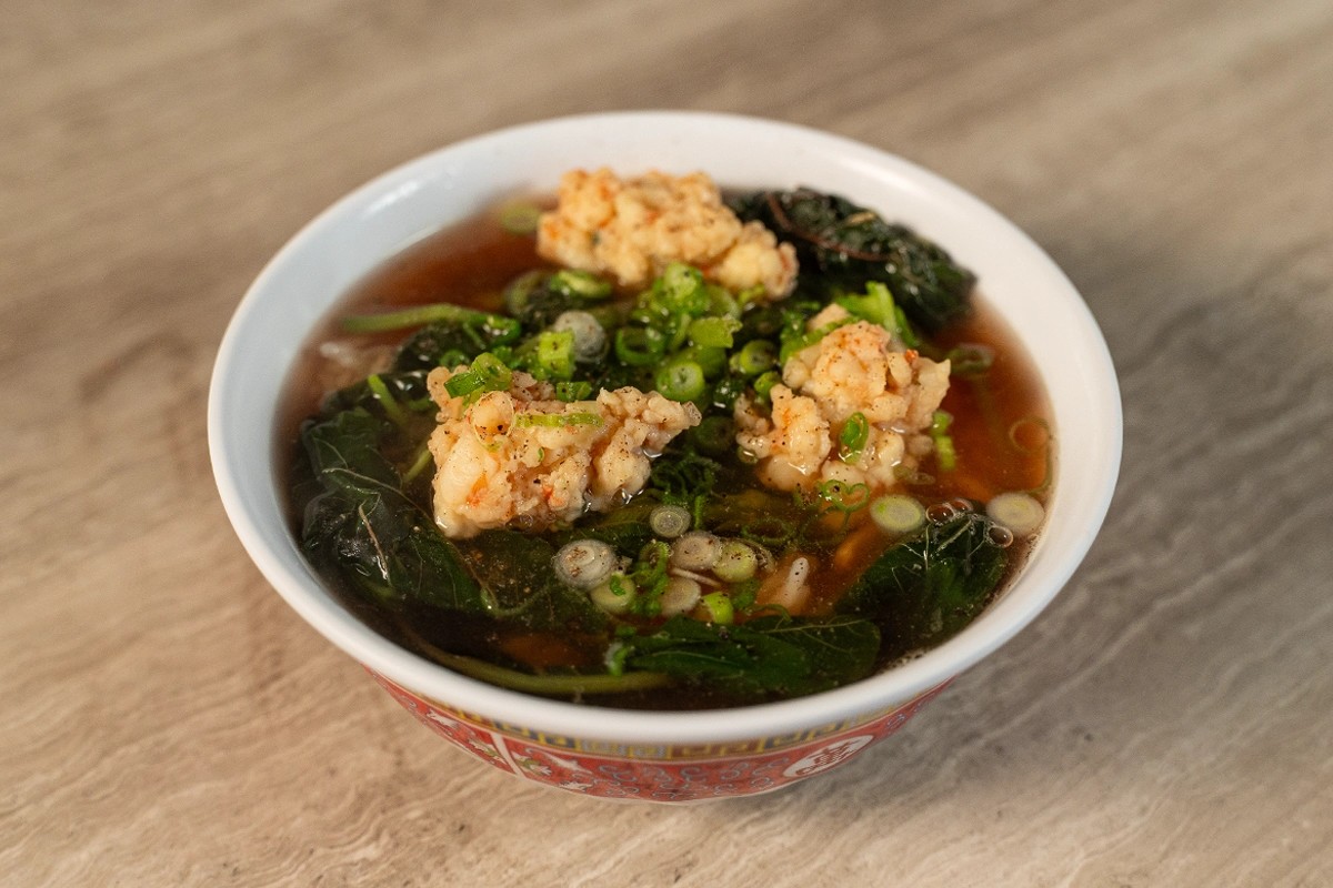 vietnamese-jute-leaf-soup-with-field-crab-canh-rau-day-nau-cua-recipe