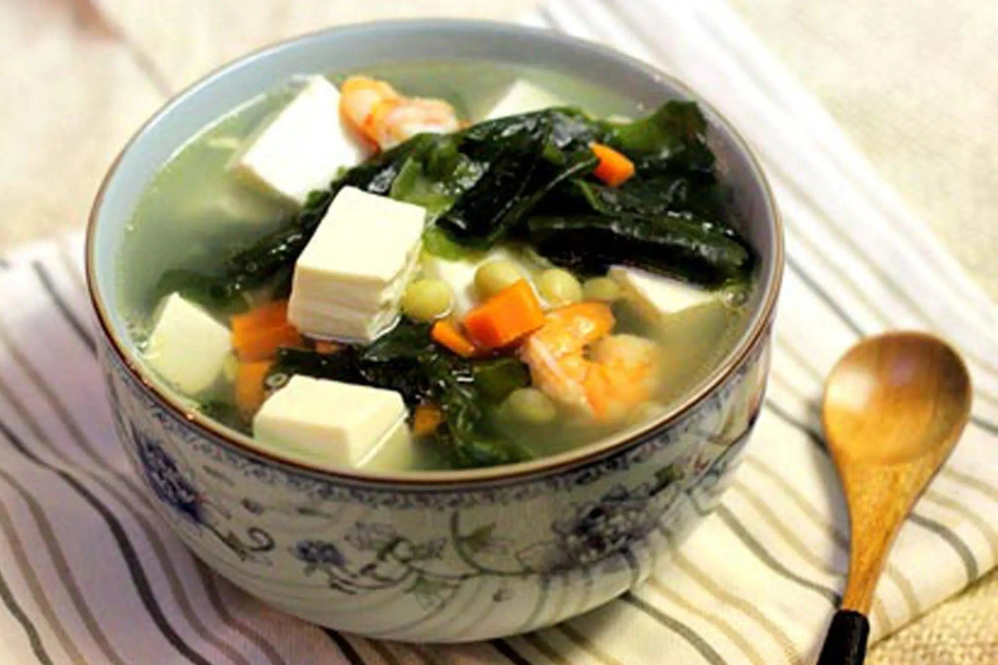 vietnamese-seaweed-soup-canh-rong-bien-recipe