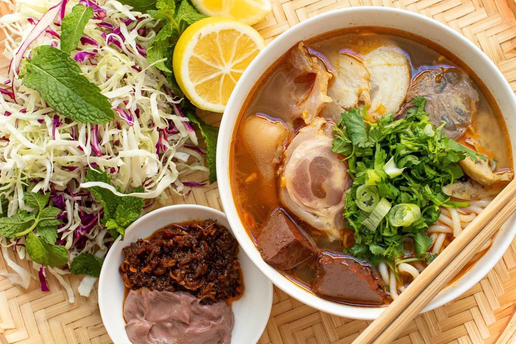 vietnamese-spicy-beef-stew-noodles-bun-bo-cay-recipe